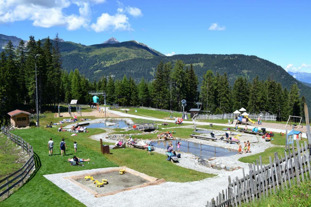 Aktiv Hotel Zur Rose Am Brenner Steinach am Brenner Exterior photo